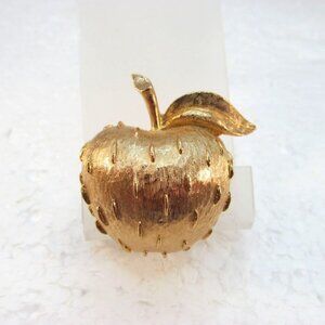 Vintage Signed Napier Gold Tone Textured Apple with Leaf and Stem Brooch
